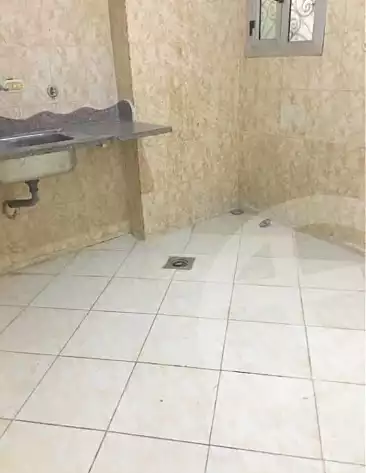 https://aqarmap.com.eg/ar/listing/7059462-for-rent-alexandria-al-agamy-lbytsh