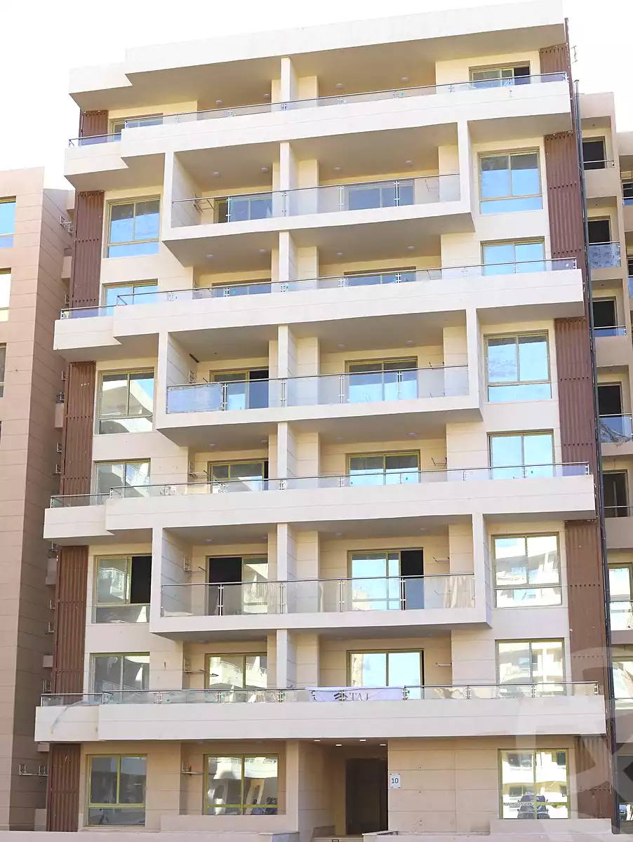 https://aqarmap.com.eg/ar/listing/7059689-for-sale-cairo-new-administrative-capital-r8-tj-msr