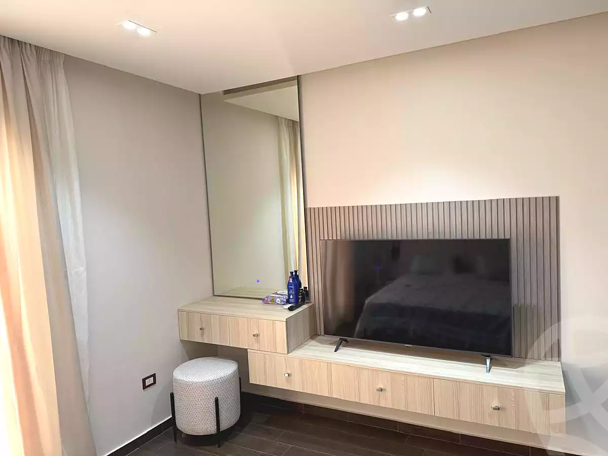 https://aqarmap.com.eg/ar/listing/7059686-for-sale-cairo-new-cairo-compounds-galleria-moon-valley-compound-arabia
