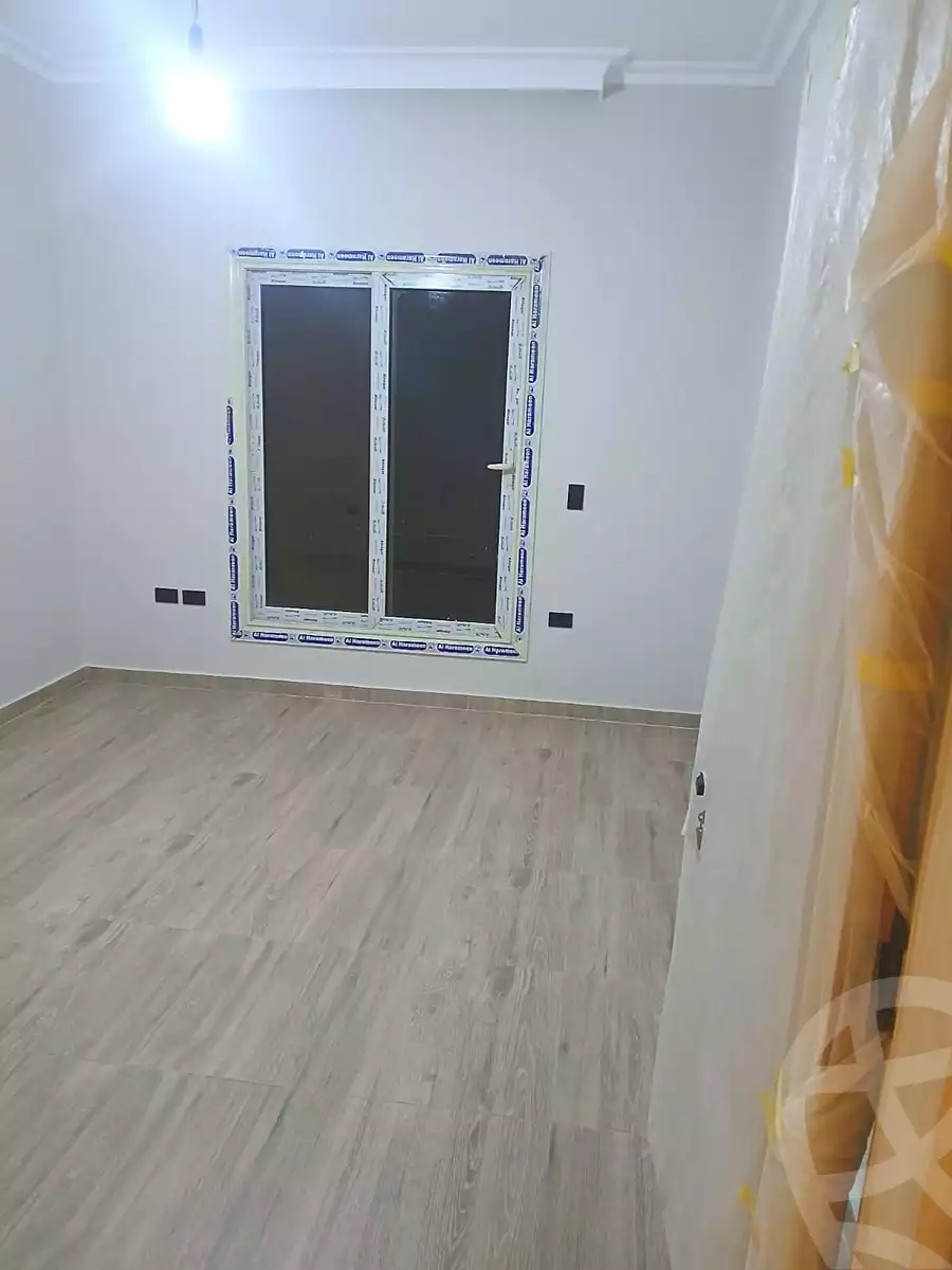 https://aqarmap.com.eg/ar/listing/7059736-for-rent-cairo-new-cairo-compounds-el-mostashareen-compound