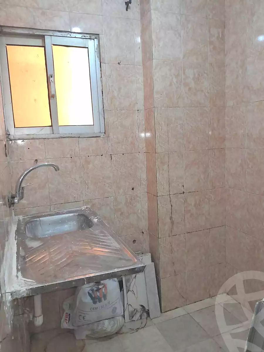 https://aqarmap.com.eg/en/listing/7059750-for-sale-alexandria-al-agamy-el-hanouvel-abo-bakr-el-sedeek-st