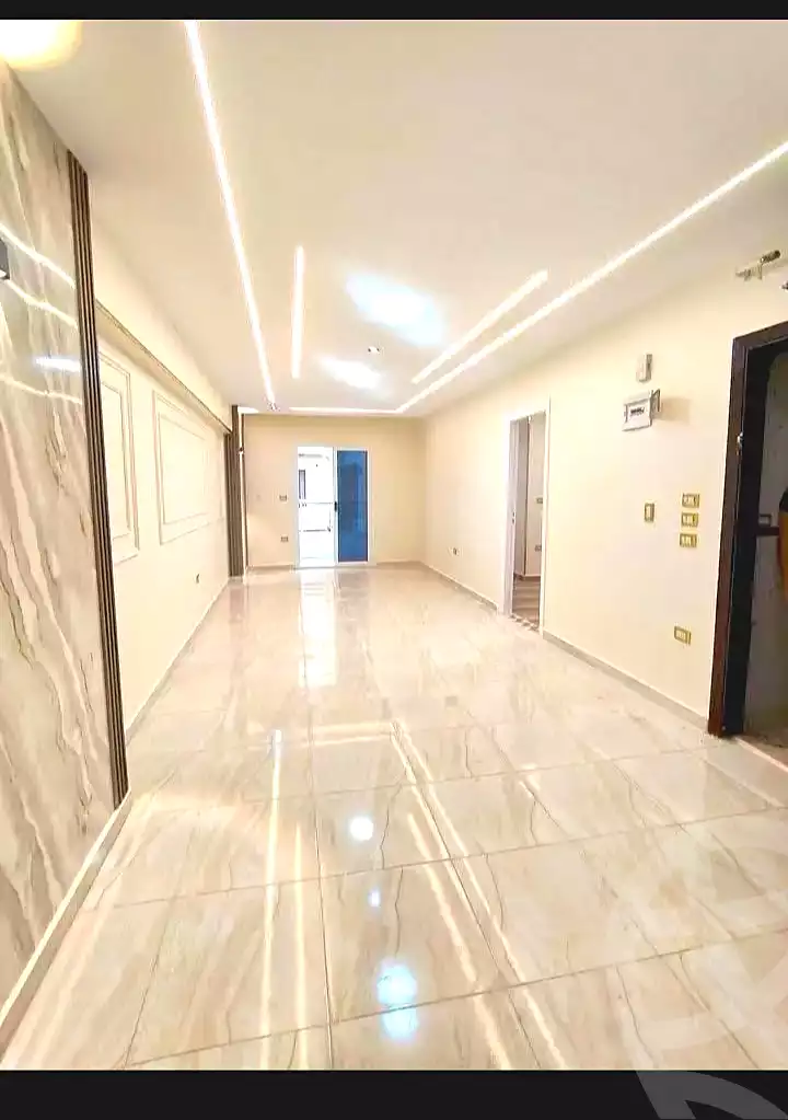 https://aqarmap.com.eg/ar/listing/7059903-for-sale-alexandria-miami-khld-bn-lwlyd