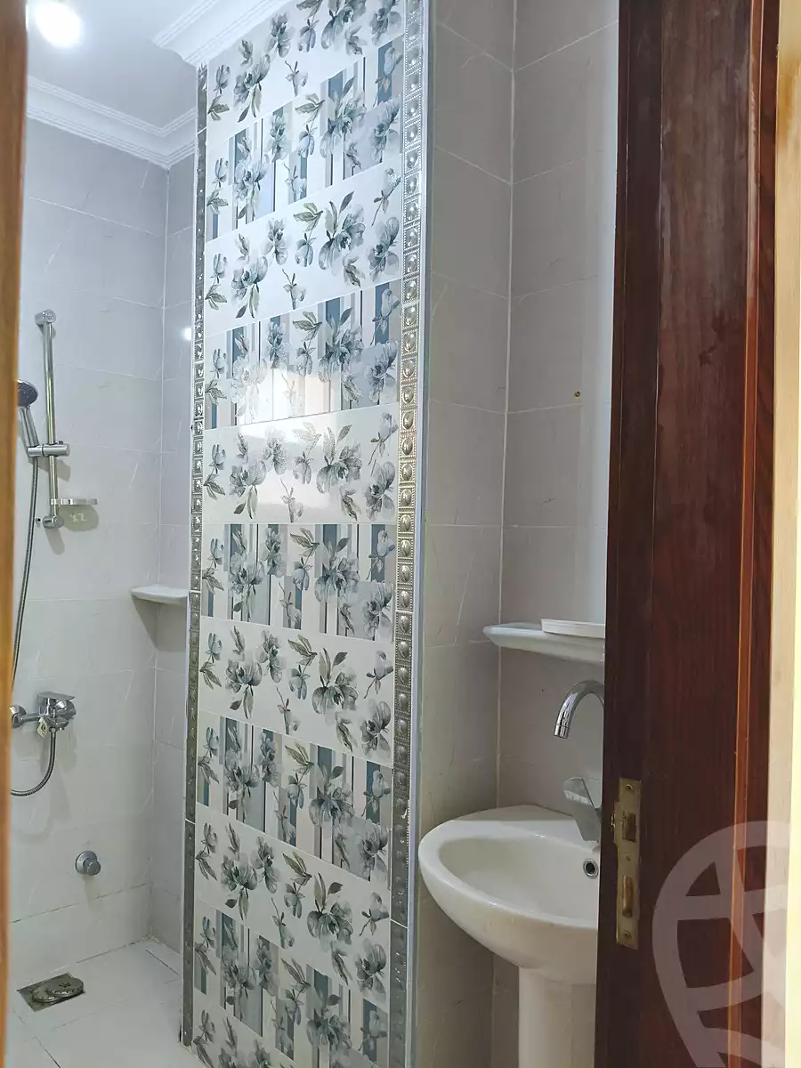https://aqarmap.com.eg/en/listing/7060109-for-rent-cairo-manial-lmnyl-lgrby