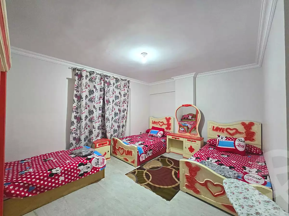https://aqarmap.com.eg/ar/listing/7059861-for-sale-cairo-el-shorouk-lhy-lthny-grb-neighbourhood-2-b-omar-makram-rd