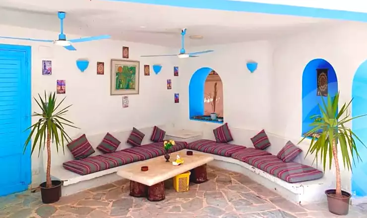 https://aqarmap.com.eg/ar/listing/7060279-for-rent-alexandria-al-agamy-lbytsh-el-hanafeya-st