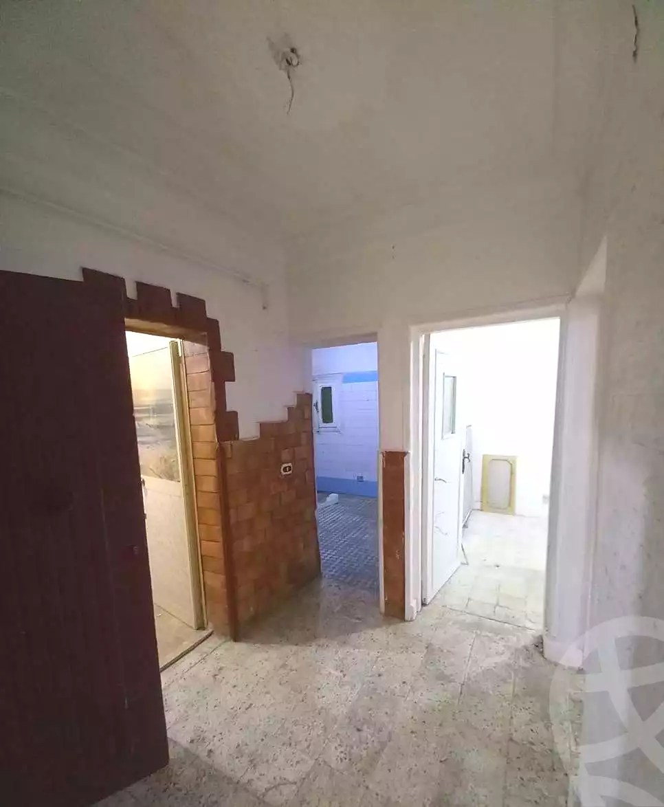 https://aqarmap.com.eg/en/listing/7058798-for-sale-alexandria-al-agamy-lbytsh-mohamed-el-fardi-st