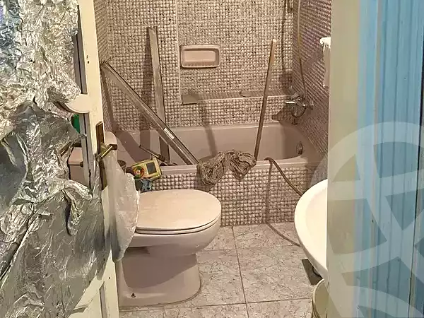 https://aqarmap.com.eg/ar/listing/7060950-for-sale-cairo-ain-shams