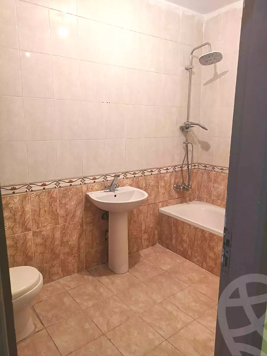 https://aqarmap.com.eg/en/listing/7060997-for-rent-cairo-ain-shams-alf-maskn-maher-badawi-st