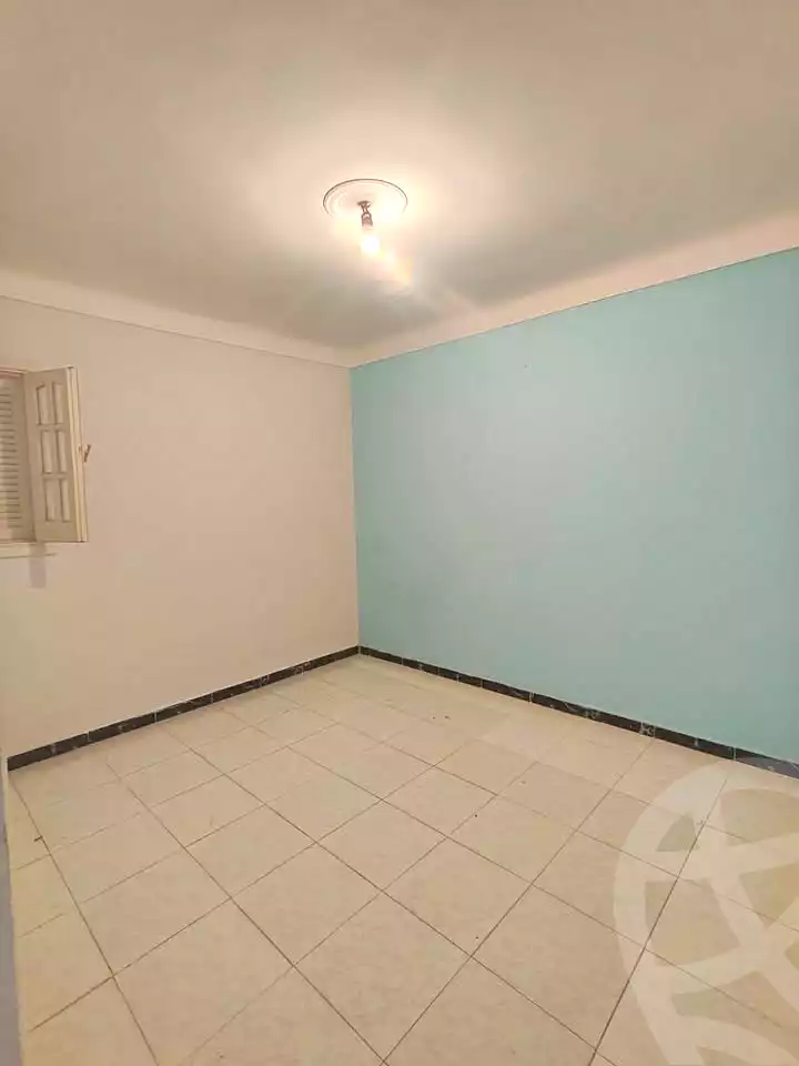 https://aqarmap.com.eg/ar/listing/7061286-for-sale-alexandria-sydy-bshr-sydy-bshr-bhry-gamal-abd-el-nasir-st