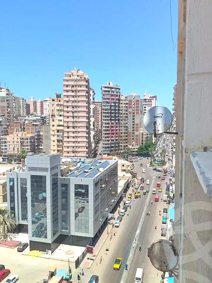 https://aqarmap.com.eg/ar/listing/7061286-for-sale-alexandria-sydy-bshr-sydy-bshr-bhry-gamal-abd-el-nasir-st