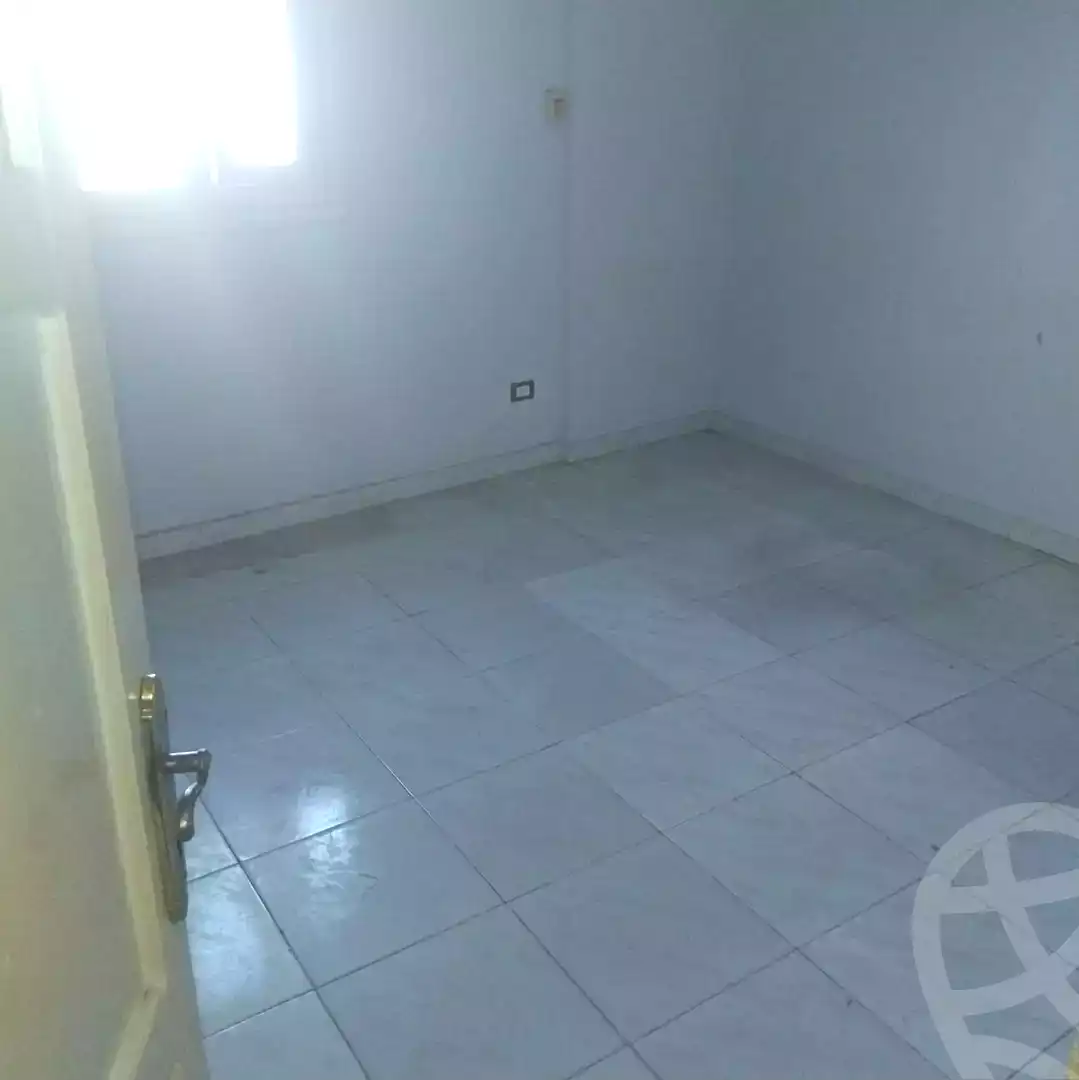 https://aqarmap.com.eg/ar/listing/7061364-for-rent-alexandria-lsywf-mostafa-kamel-st