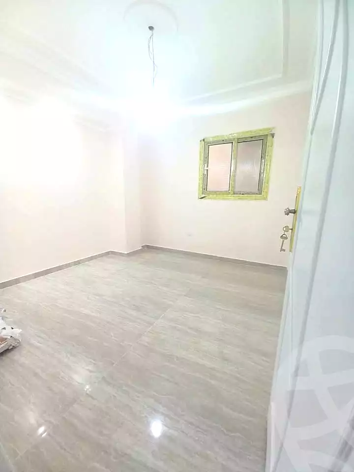 https://aqarmap.com.eg/ar/listing/7061395-for-sale-alexandria-miami-shr-jml-bd-lnsr