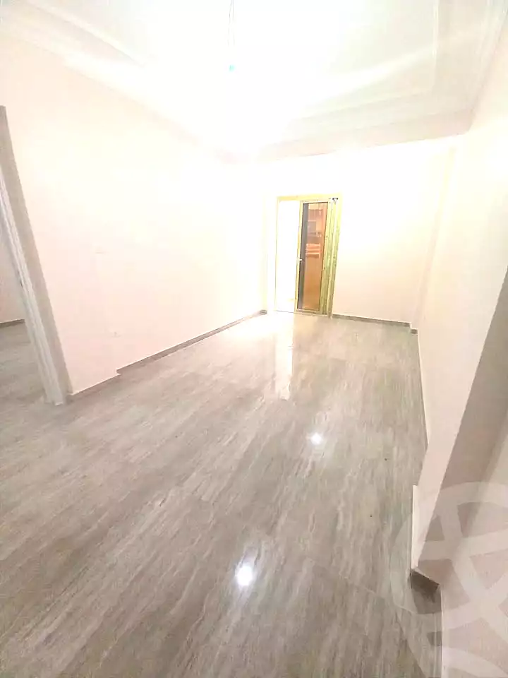 https://aqarmap.com.eg/ar/listing/7061395-for-sale-alexandria-miami-shr-jml-bd-lnsr