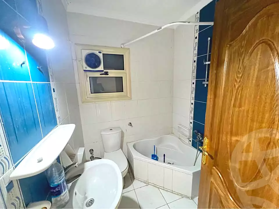 https://aqarmap.com.eg/en/listing/7061457-for-sale-alexandria-ganaklis-shr-bw-qyr-tryq-lhry