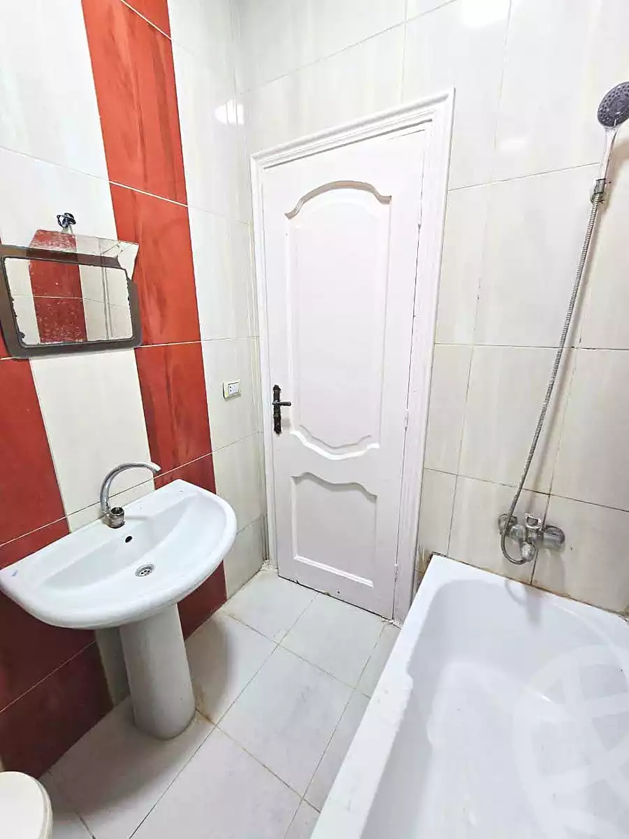 https://aqarmap.com.eg/ar/listing/7061559-for-sale-alexandria-al-agamy-shataa-el-nakheel