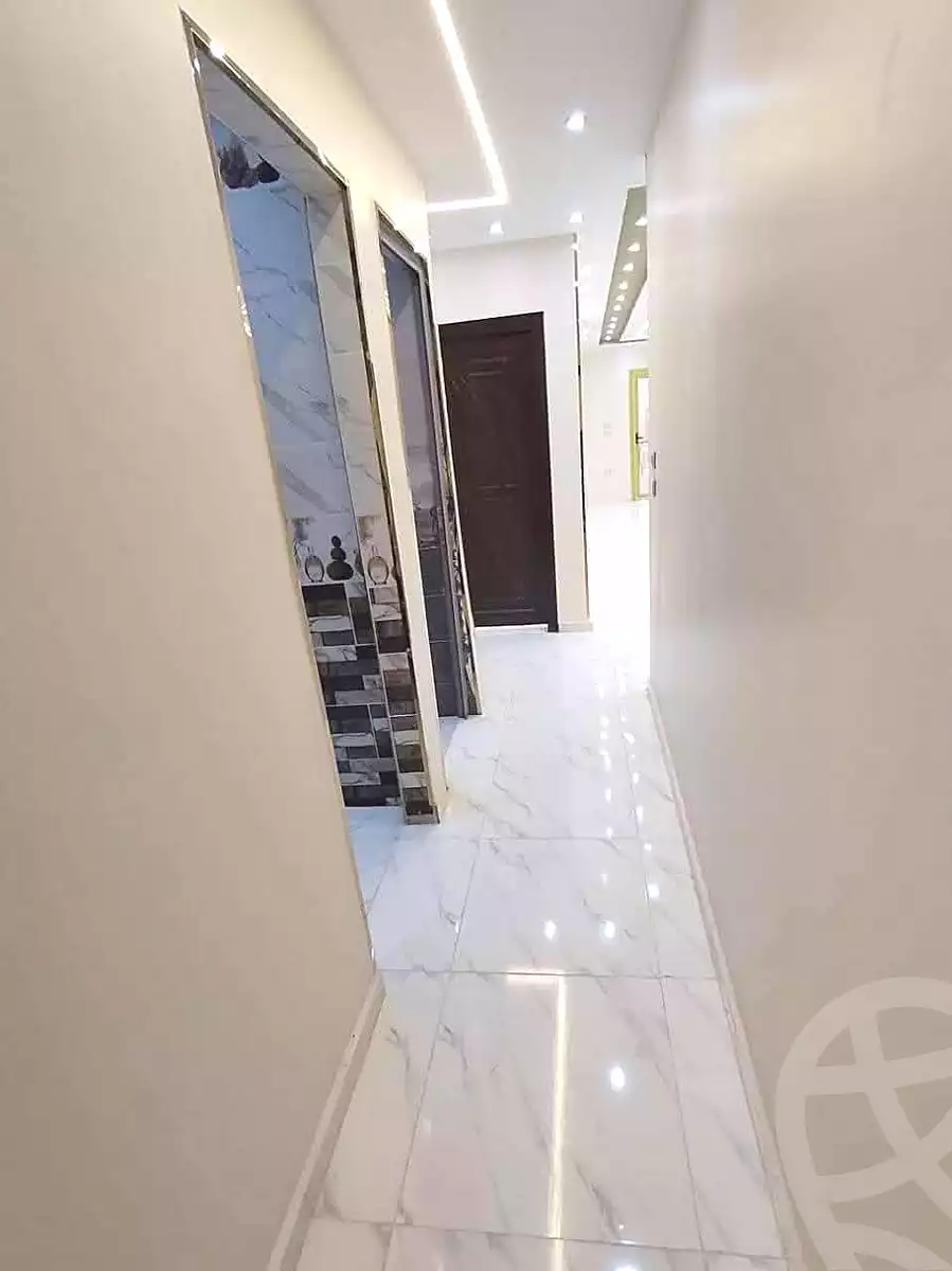 https://aqarmap.com.eg/ar/listing/7061573-for-sale-alexandria-al-agamy-lbytsh