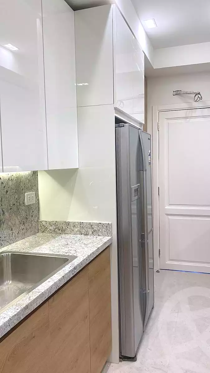https://aqarmap.com.eg/en/listing/7062215-for-rent-cairo-new-cairo-compounds-lakeview-residence