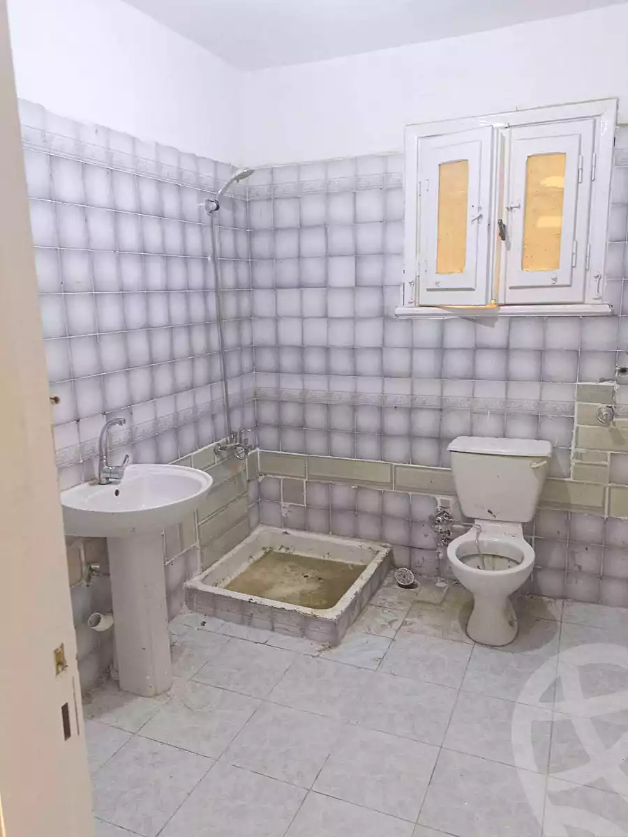 https://aqarmap.com.eg/en/listing/7062233-for-sale-alexandria-al-agamy-el-kilo-21