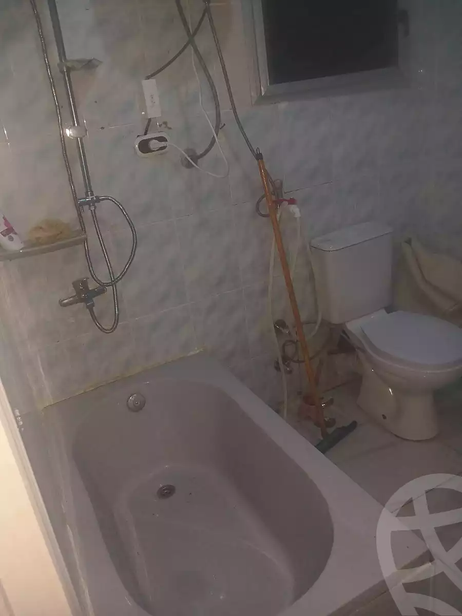 https://aqarmap.com.eg/ar/listing/7062353-for-sale-alexandria-al-agamy-el-hanouvel