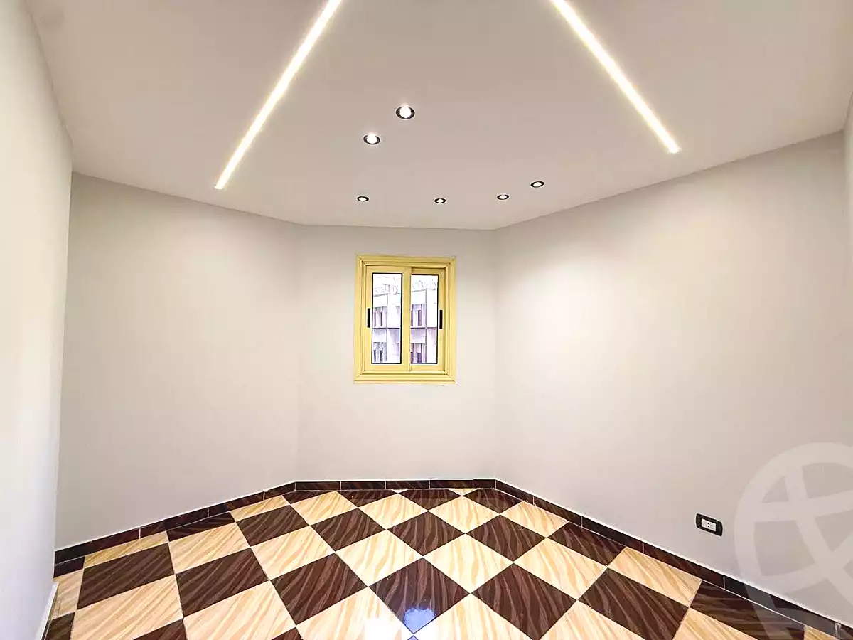 https://aqarmap.com.eg/en/listing/7062511-for-sale-alexandria-sydy-bshr-sydy-bshr-bhry-shr-khld-bn-lwlyd