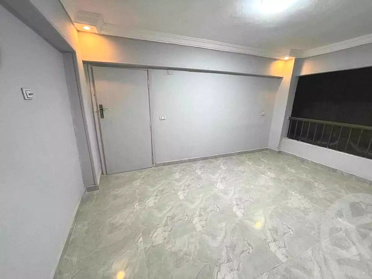 https://aqarmap.com.eg/ar/listing/7062676-for-sale-alexandria-al-agamy-el-hanouvel