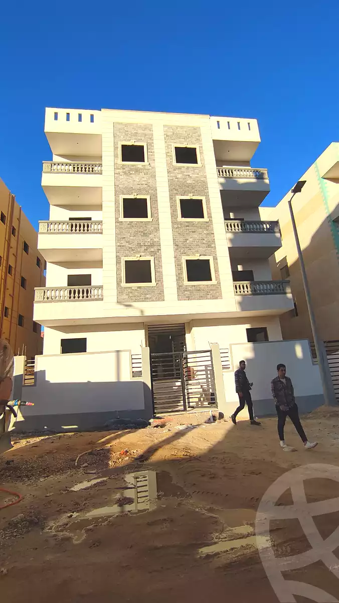 https://aqarmap.com.eg/en/listing/7062789-for-sale-cairo-badr-city-hai-el-ashgar-featured-neighborhood-bait-el-watan