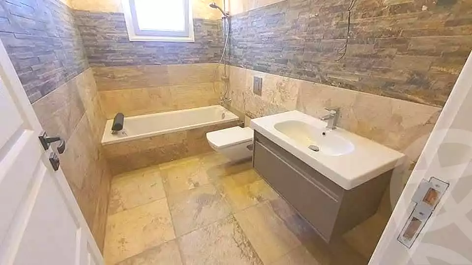 https://aqarmap.com.eg/ar/listing/7062922-for-sale-cairo-new-cairo-south-investors-al-gezira-st