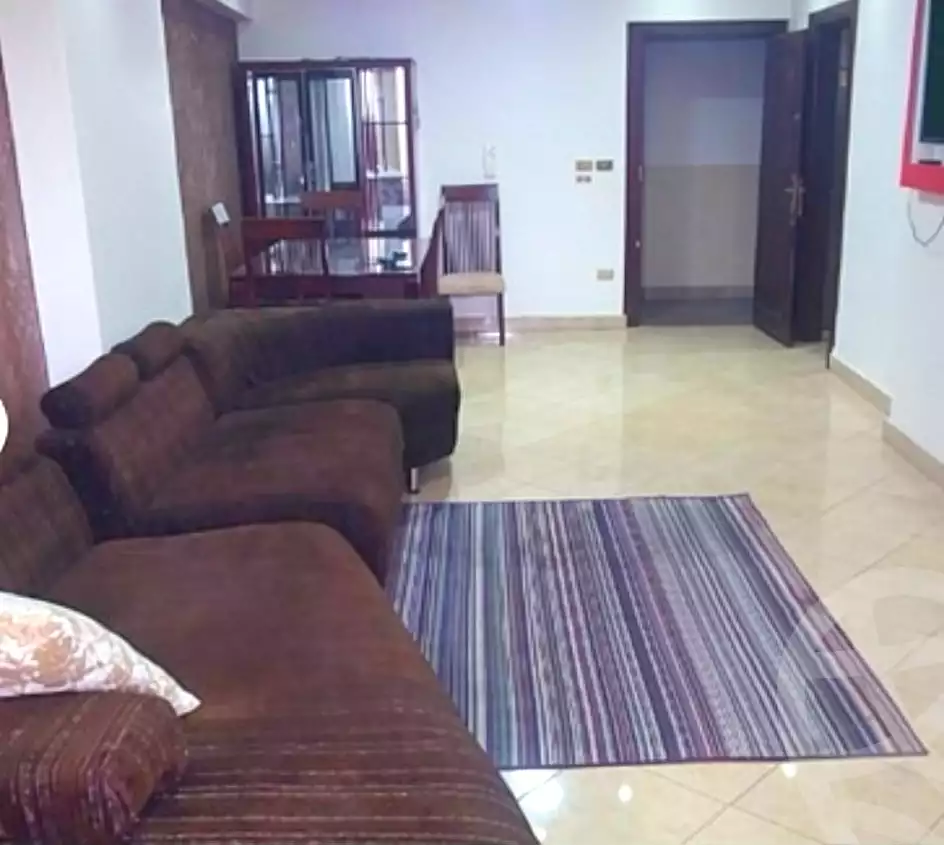 https://aqarmap.com.eg/ar/listing/7062993-for-sale-alexandria-el-montazah-compounds-in-el-montazah-royal-plaza-compound-al-halawany