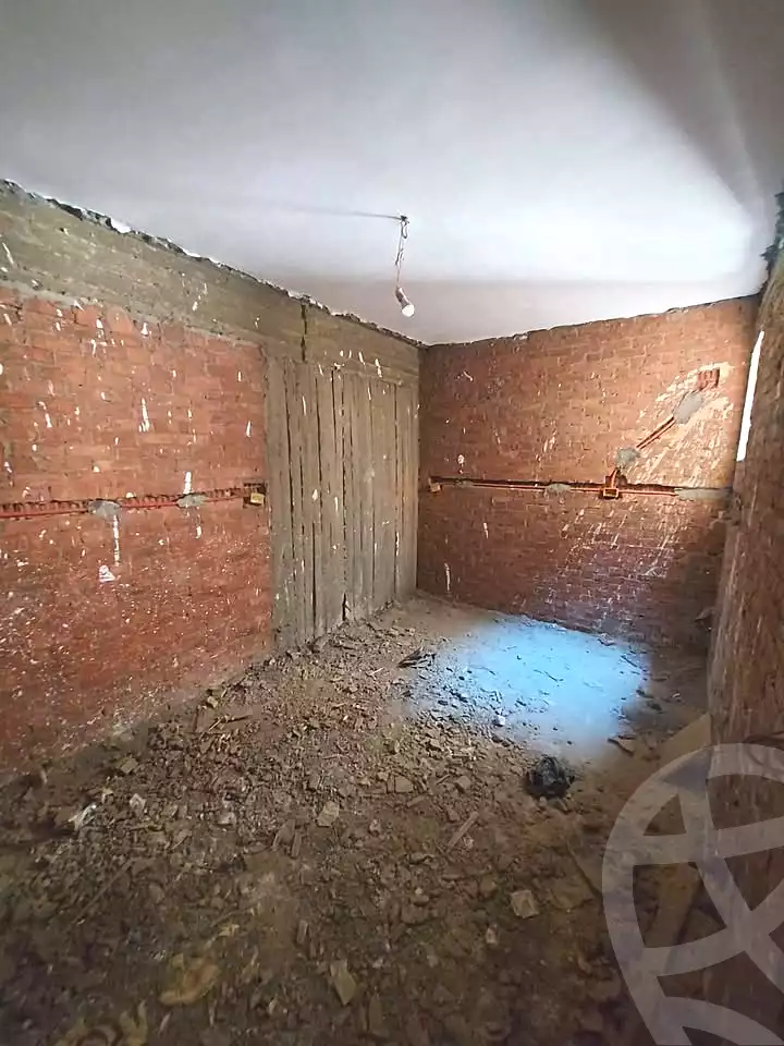 https://aqarmap.com.eg/ar/listing/7063256-for-sale-cairo-helwan-helwan-el-sharkeya-el-maraghi-st