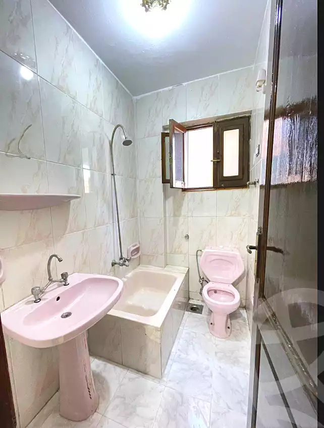 https://aqarmap.com.eg/ar/listing/7063637-for-sale-alexandria-al-agamy-shataa-el-nakheel