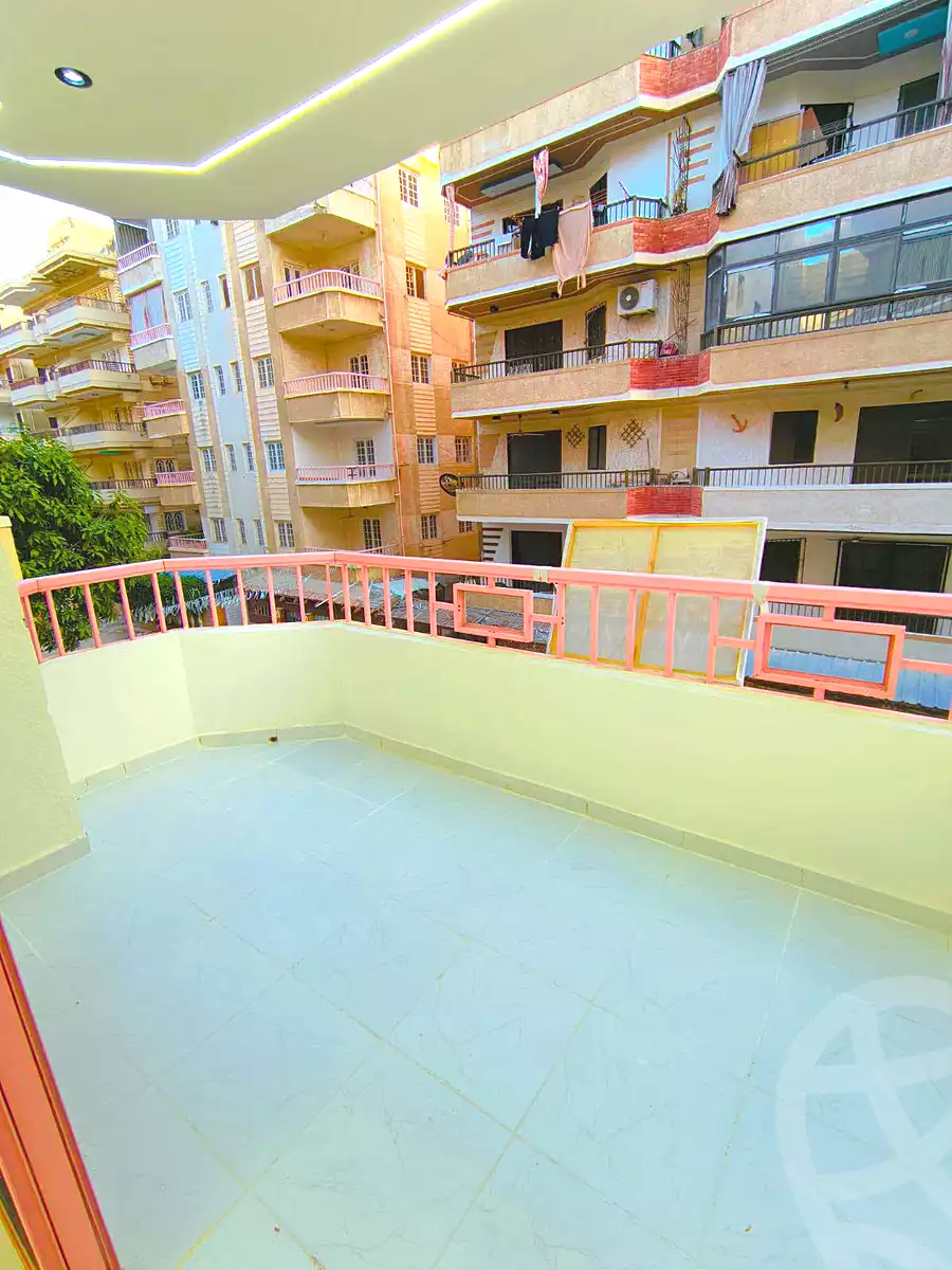 https://aqarmap.com.eg/ar/listing/7064030-for-sale-alexandria-al-agamy-shataa-el-nakheel