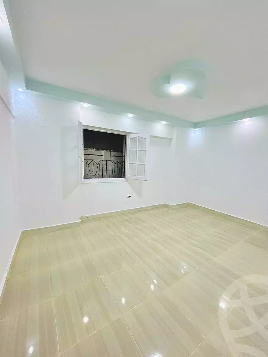 https://aqarmap.com.eg/ar/listing/7064106-for-sale-alexandria-al-agamy-shataa-el-nakheel