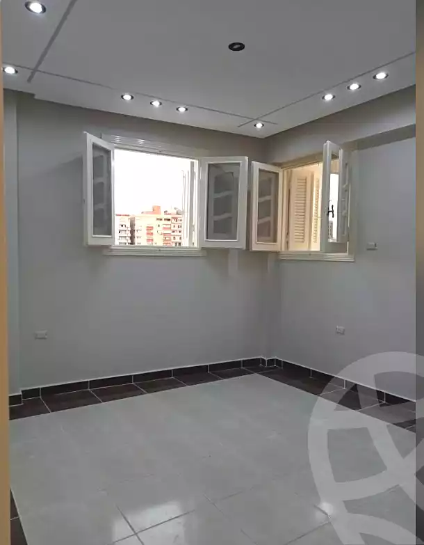 https://aqarmap.com.eg/en/listing/7064116-for-sale-alexandria-sydy-bshr-sydy-bshr-bhry-khalil-hamada-st