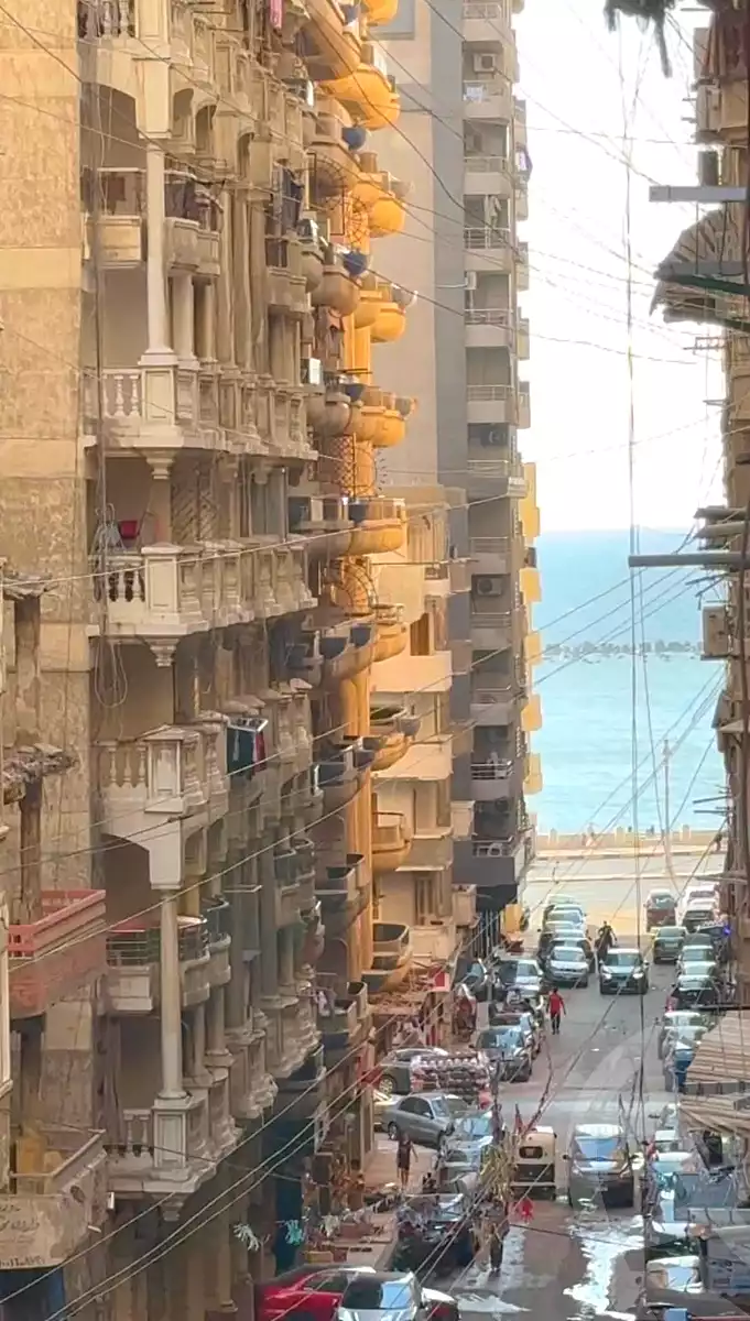 https://aqarmap.com.eg/ar/listing/7064203-for-sale-alexandria-sydy-bshr-sydy-bshr-bhry-street-15