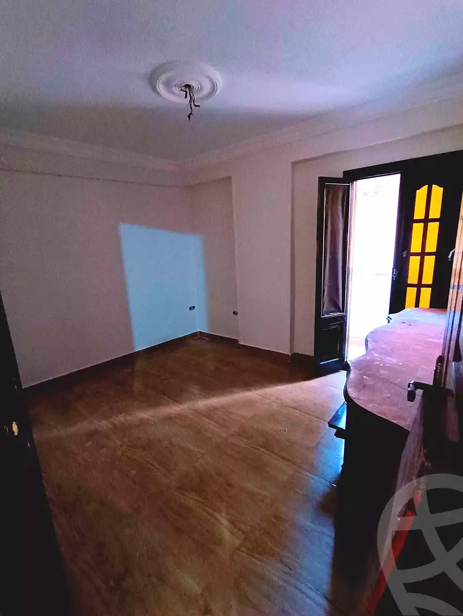 https://aqarmap.com.eg/ar/listing/7064236-for-sale-alexandria-sydy-bshr-sydy-bshr-bhry-gamal-abd-el-nasir-st