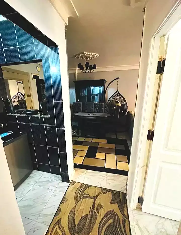 https://aqarmap.com.eg/ar/listing/7064335-for-sale-alexandria-al-agamy-lbytsh