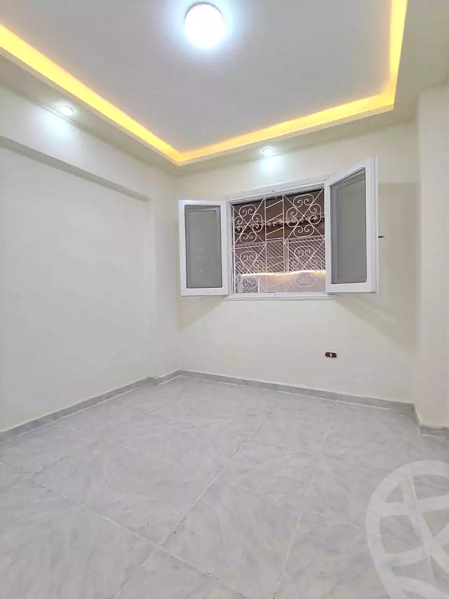 https://aqarmap.com.eg/en/listing/7064474-for-sale-alexandria-al-agamy-shataa-el-nakheel