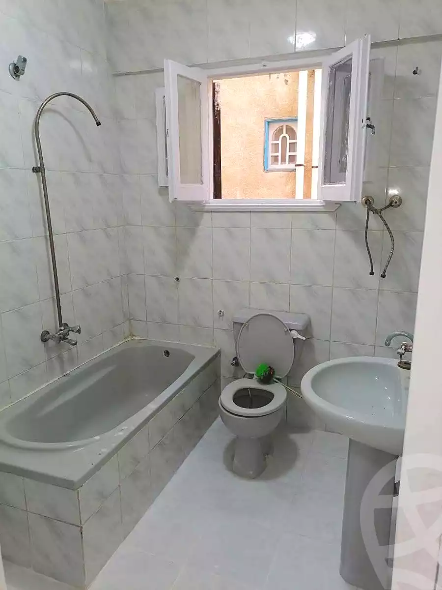 https://aqarmap.com.eg/ar/listing/7064482-for-sale-alexandria-al-agamy