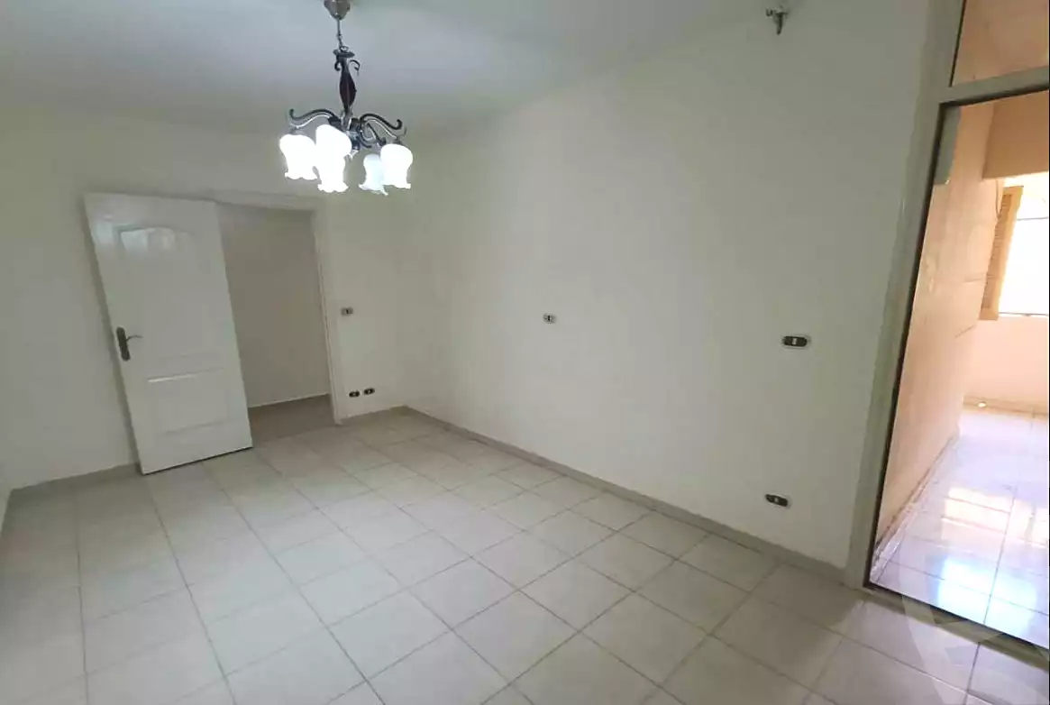 https://aqarmap.com.eg/ar/listing/7064820-for-sale-alexandria-camp-cesar-port-said-street