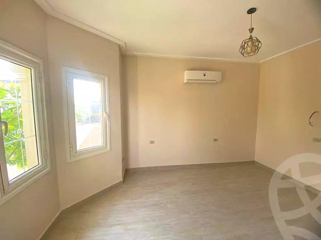 https://aqarmap.com.eg/ar/listing/7064959-for-rent-cairo-new-cairo-compounds-mountain-view-hyde-park