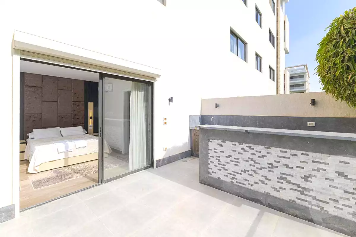 https://aqarmap.com.eg/en/listing/7065138-for-rent-cairo-new-cairo-compounds-lakeview-residence
