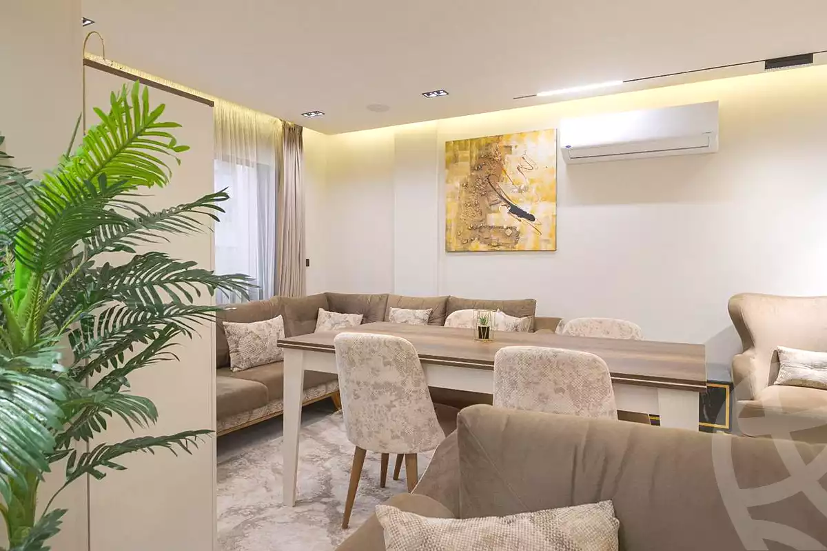 https://aqarmap.com.eg/en/listing/7065138-for-rent-cairo-new-cairo-compounds-lakeview-residence