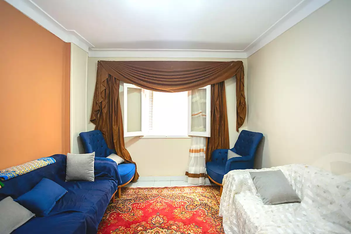 https://aqarmap.com.eg/en/listing/7065162-for-sale-alexandria-ganaklis-shr-bw-qyr-tryq-lhry