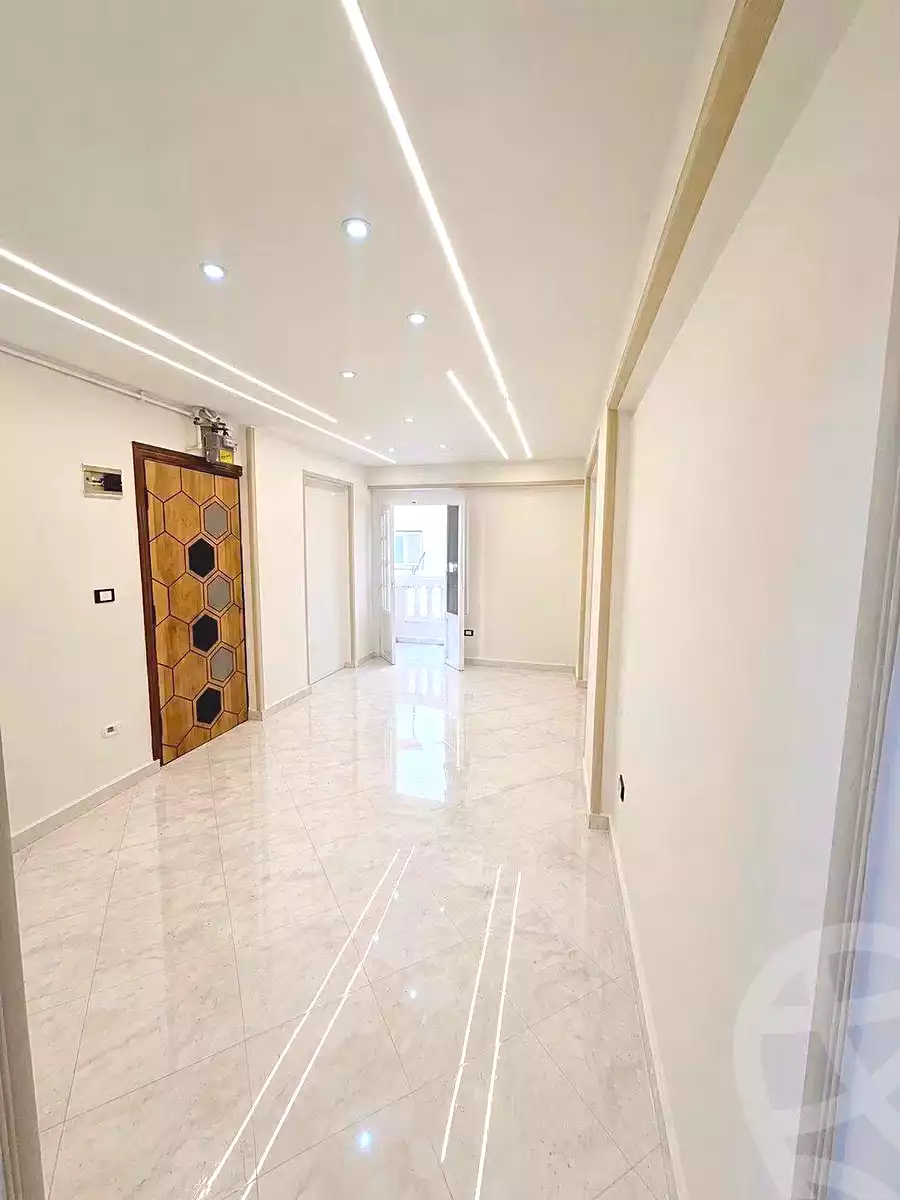 https://aqarmap.com.eg/ar/listing/7065383-for-sale-alexandria-lsywf-el-falki