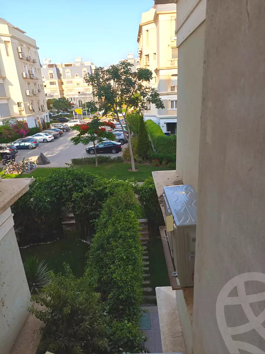 https://aqarmap.com.eg/ar/listing/7065409-for-rent-cairo-new-cairo-compounds-mountain-view-hyde-park