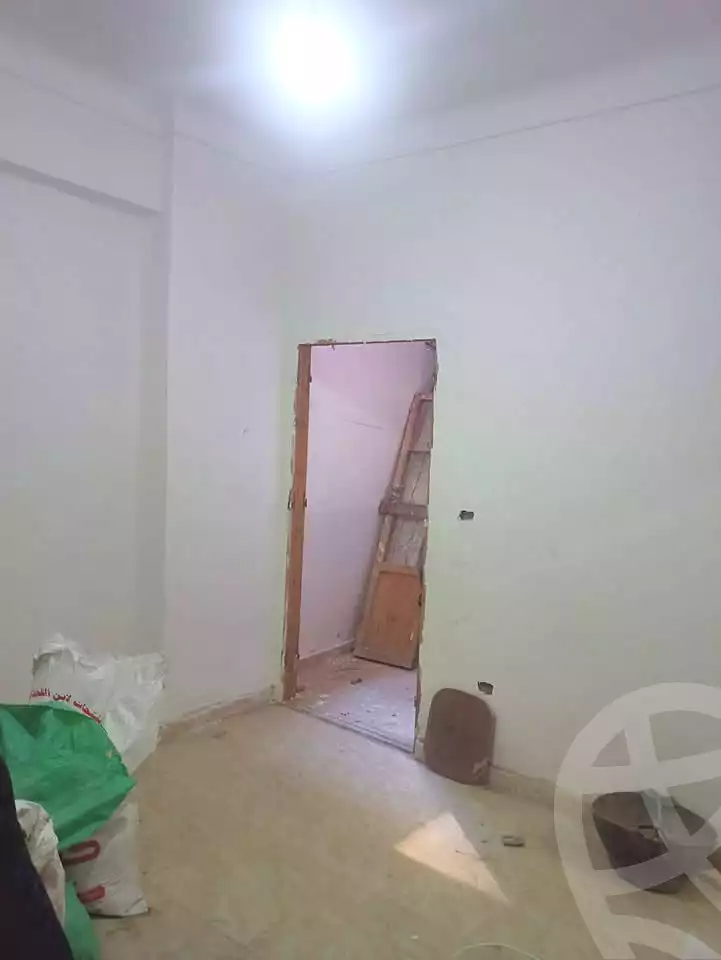 https://aqarmap.com.eg/ar/listing/7065438-for-sale-alexandria-sydy-bshr-sydy-bshr-bhry-shr-mhmwd-l-yswy