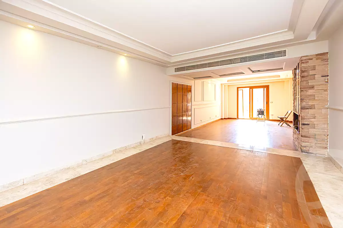 https://aqarmap.com.eg/ar/listing/7065440-for-rent-alexandria-kafr-abdo-mohamed-safwat-st