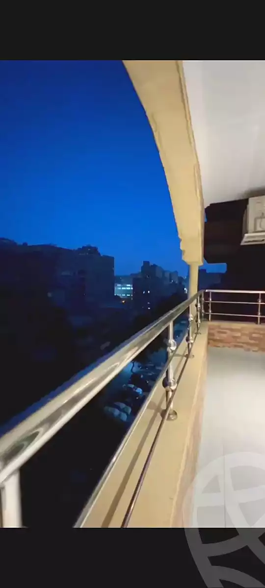 https://aqarmap.com.eg/ar/listing/7065446-for-rent-cairo-el-mohandesen-lebnan-square