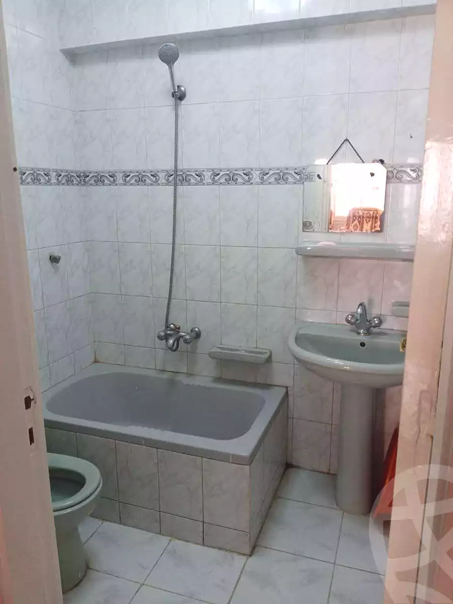 https://aqarmap.com.eg/ar/listing/7065543-for-rent-alexandria-al-agamy-shataa-el-nakheel