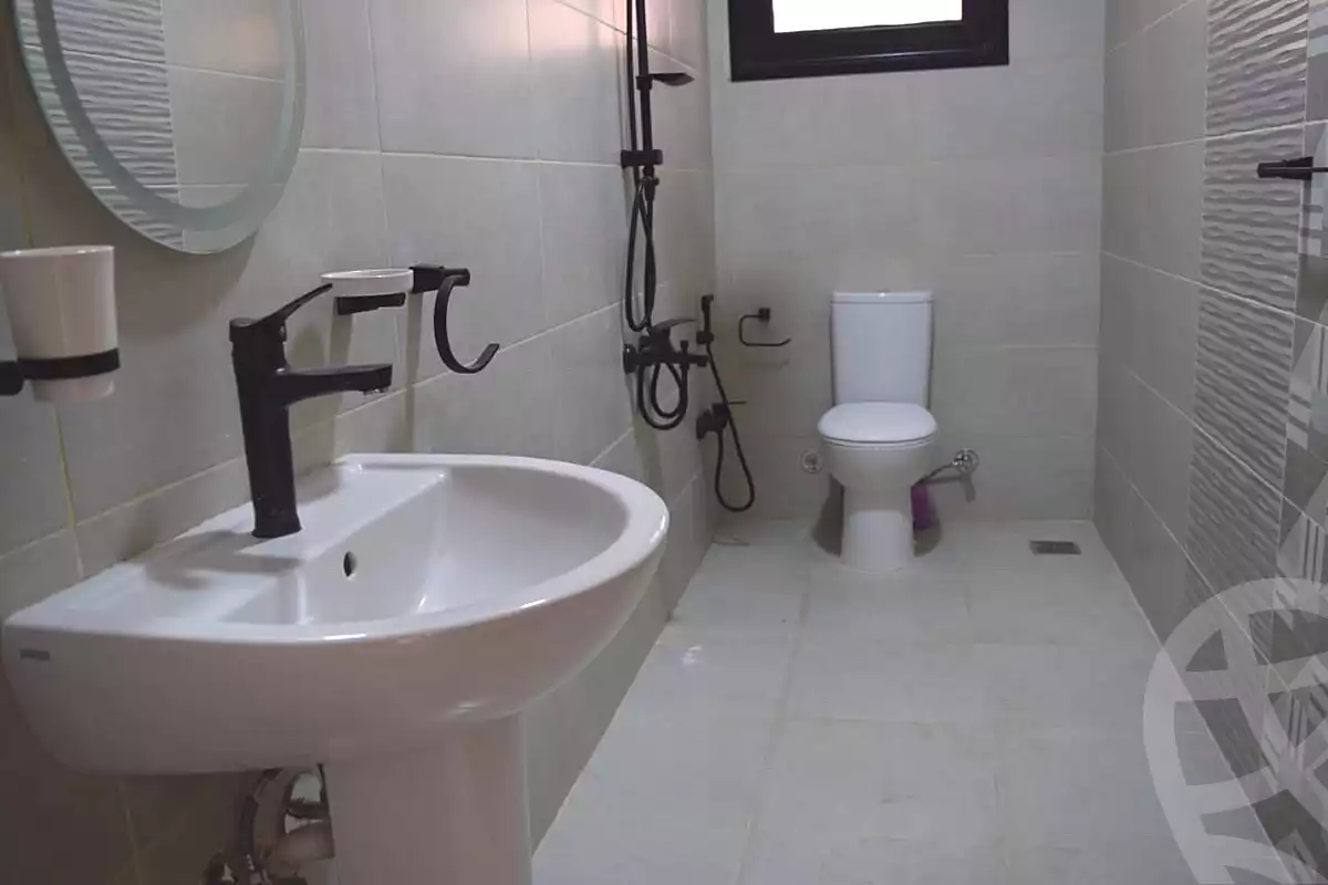 https://aqarmap.com.eg/ar/listing/7066206-for-rent-cairo-el-sheikh-zayed-city-el-hay-elthamen-area-1